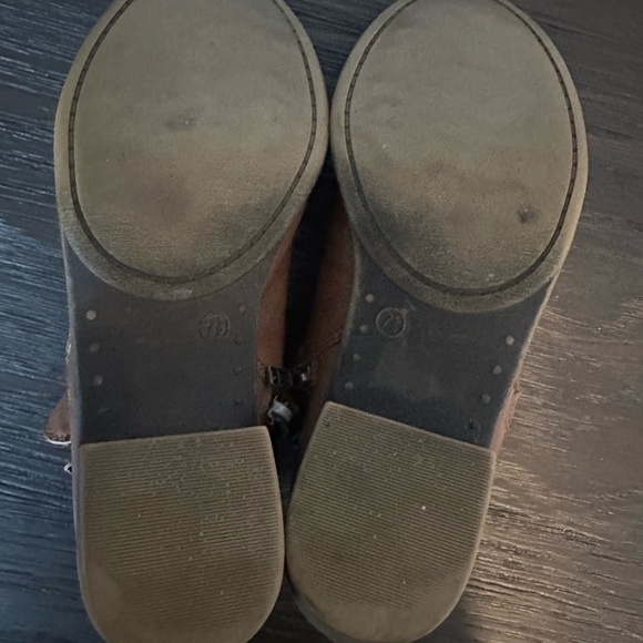 Brown booties - Picture 2 of 2